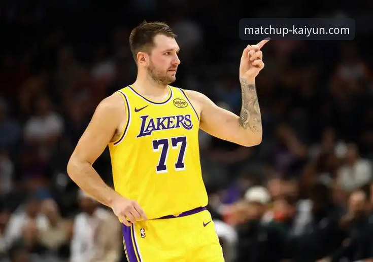 2026开云体育资讯 东契奇单节21分引爆全场,湖人三巨头合砍91分背后的战术深度解析